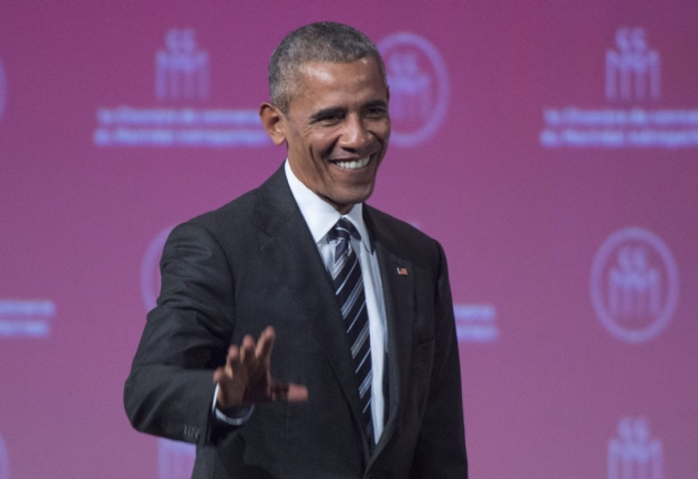 Le président Barack Obama s'exprime lors d'une conférence avec espoir et détermination pour l'avenir.