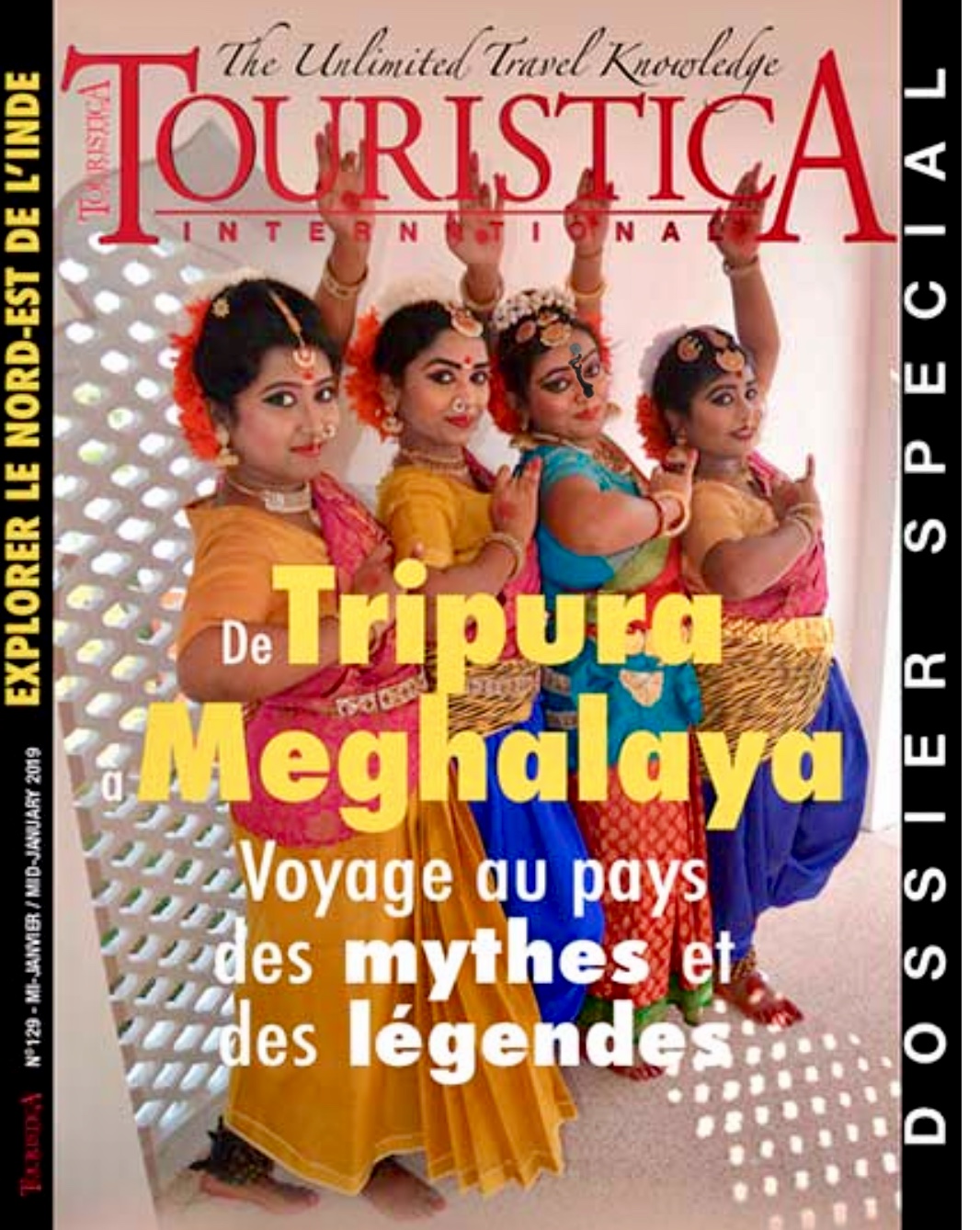 La couverture du magazine touristica international mettant en vedette un groupe de danseurs du Nord-Est de l'Inde.