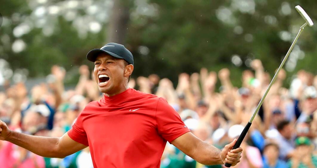 Tiger Woods triomphe au Masters.