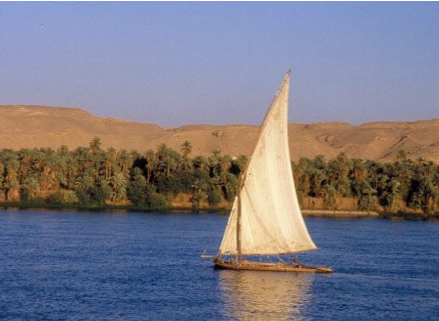 Un voilier sur le Nil.