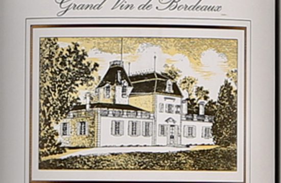 Une bouteille de vin Grand Bordeaux avec un dessin d'une maison.