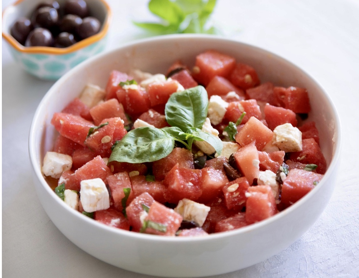 Recettes : Salade de pastèque à la feta et aux olives.