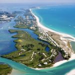 Une vue aérienne d’une île de Floride.