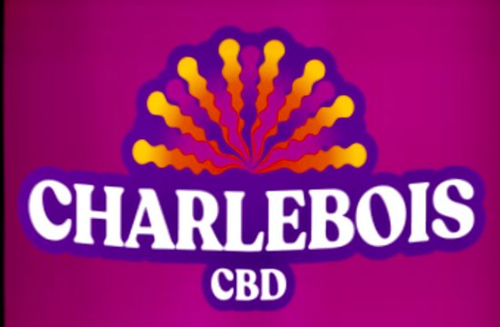 Logo CBD de Charlebois sur fond violet.