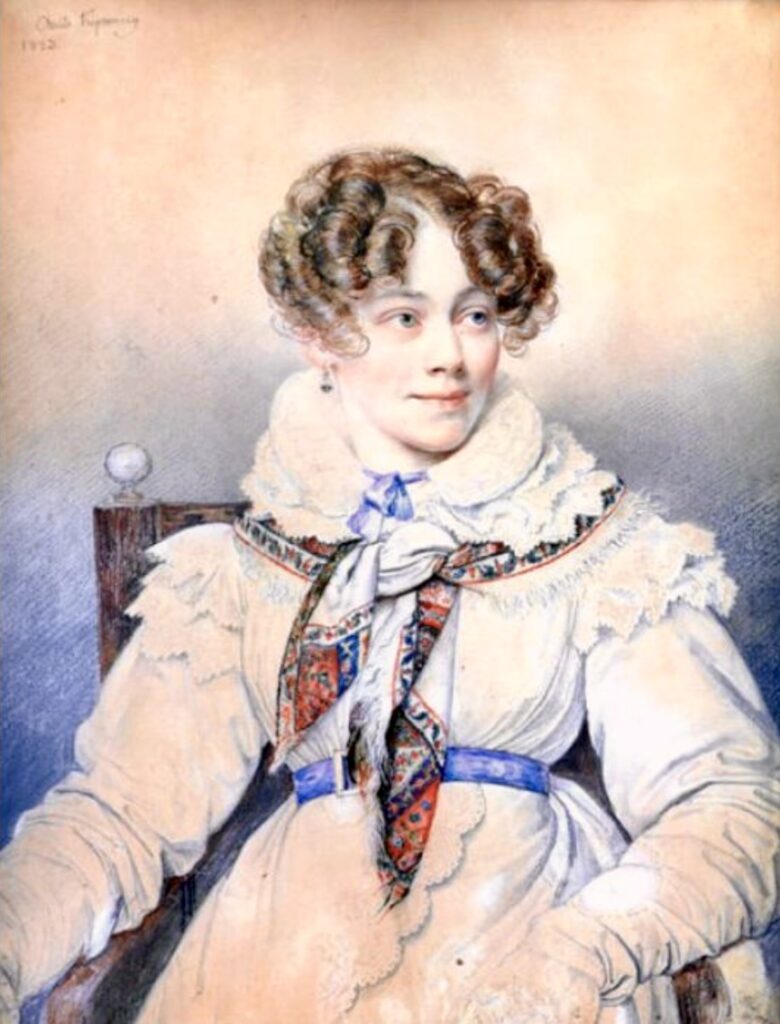 Un tableau de Sophie, une femme en robe blanche.
