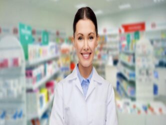 Devenir pharmacien propriétaire.