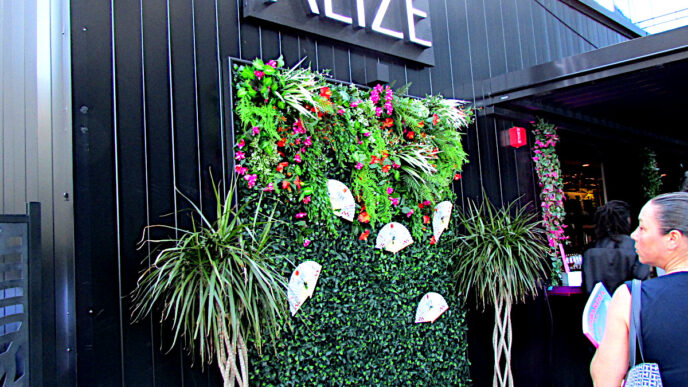 Terrasse Alizé à l'hôtel Humaniti. Crédit photo @Roger Huet.